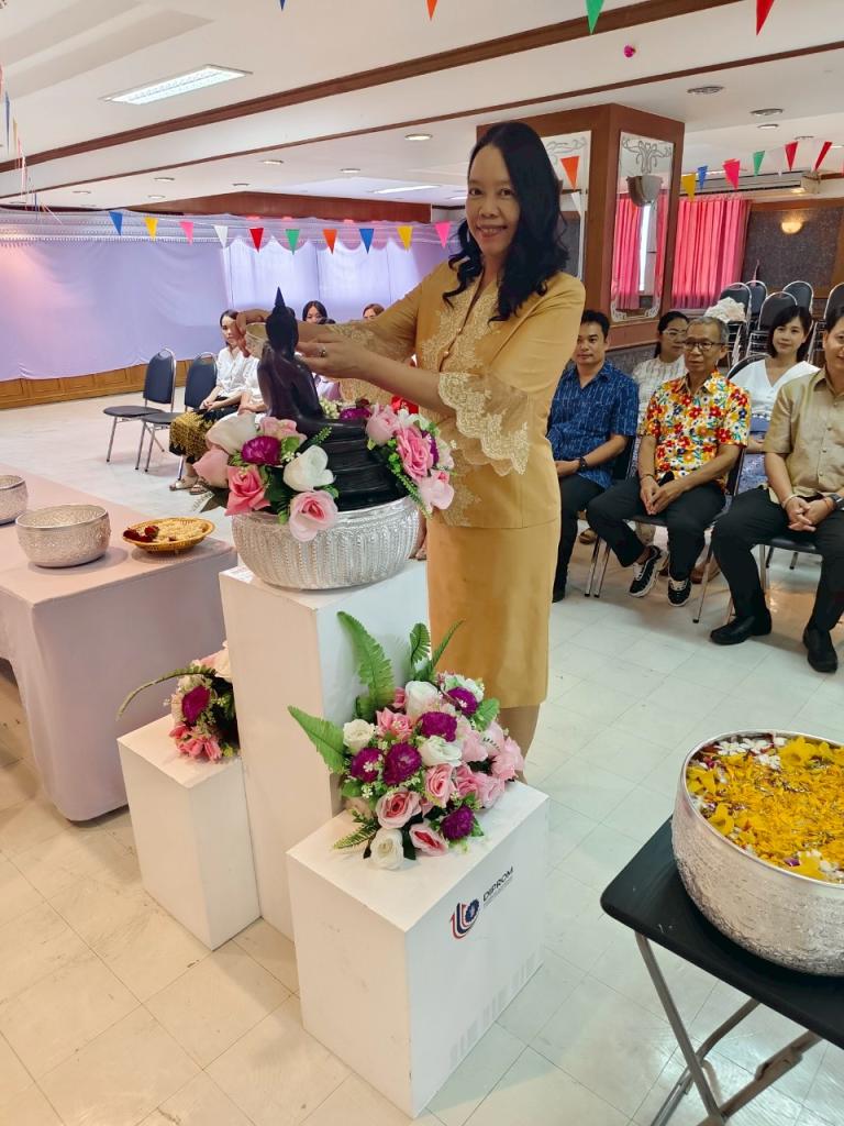 DC 9 ร่วมสืบสานประเพณี และวัฒนธรรมไทย  และปฏิบัติตนตามหลักธรรมทางศาสนา