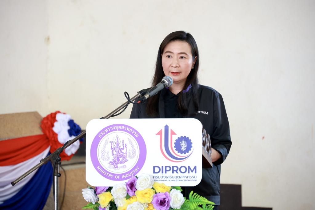 DC9 ร่วมต้อนรับคณะผู้บริหารกระทรวงอุตสาหกรรม นำโดย จ่าเอก ยศสิงห์ เหลี่ยมเลิศ รัฐมนตรีช่วยว่าการกระทรวงอุตสาหกรรม ในโอกาสที่ให้เกียรติมาเป็นประธานปิดกิจกรรมฝึกอบรมเชิงปฏิบัติการ “โครงการดีพร้อม ผลักดัน ปั้นอาชีพ กระตุ้นเศรษฐกิจฐานราก”