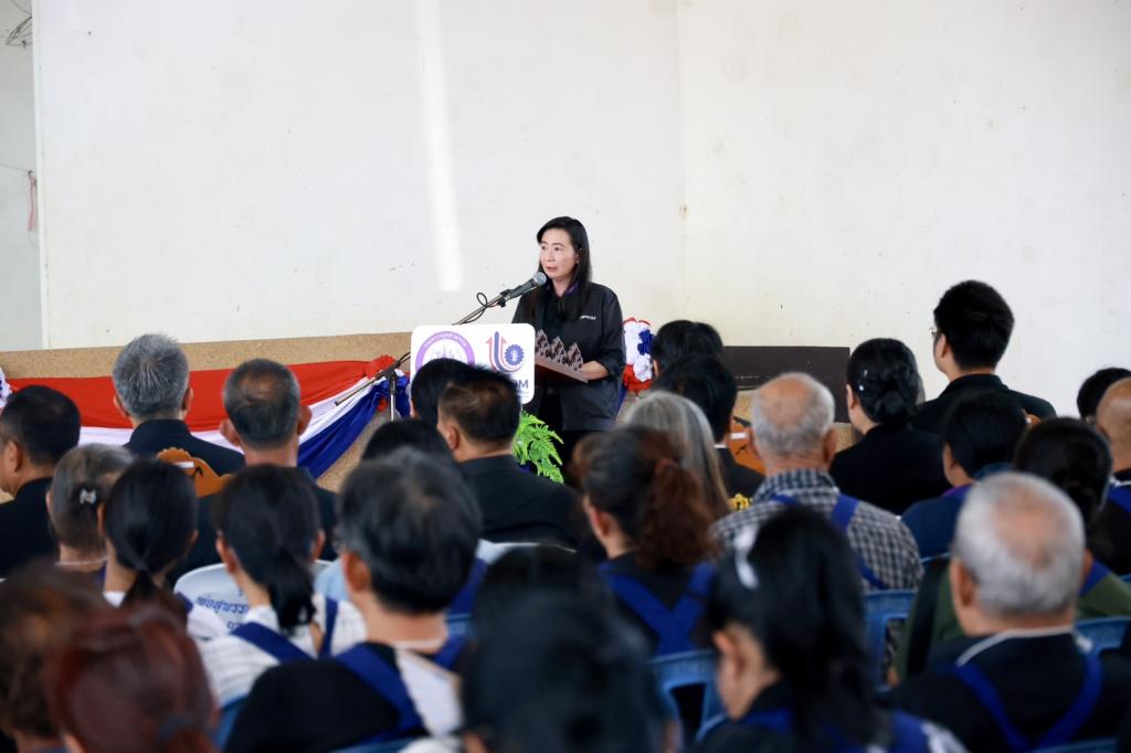 DC9 ร่วมต้อนรับคณะผู้บริหารกระทรวงอุตสาหกรรม นำโดย จ่าเอก ยศสิงห์ เหลี่ยมเลิศ รัฐมนตรีช่วยว่าการกระทรวงอุตสาหกรรม ในโอกาสที่ให้เกียรติมาเป็นประธานปิดกิจกรรมฝึกอบรมเชิงปฏิบัติการ “โครงการดีพร้อม ผลักดัน ปั้นอาชีพ กระตุ้นเศรษฐกิจฐานราก”