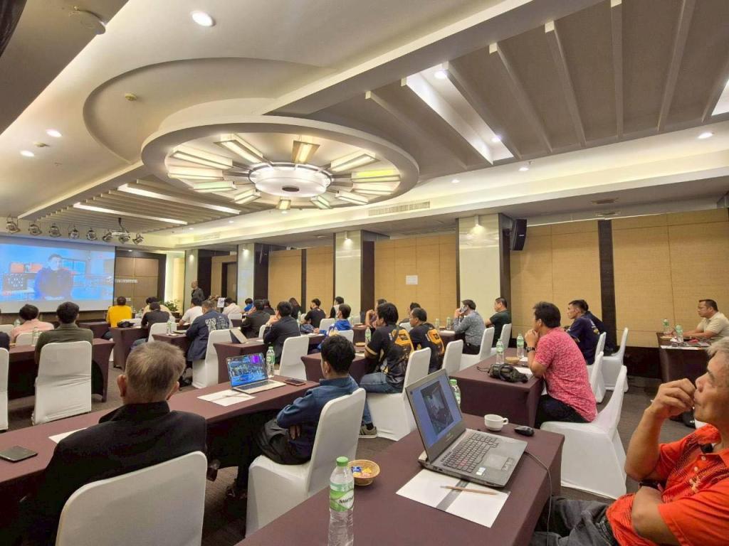 DIPROM CENTER 9 เดินหน้า “ปั้นโปร EV ให้ดีพร้อม”