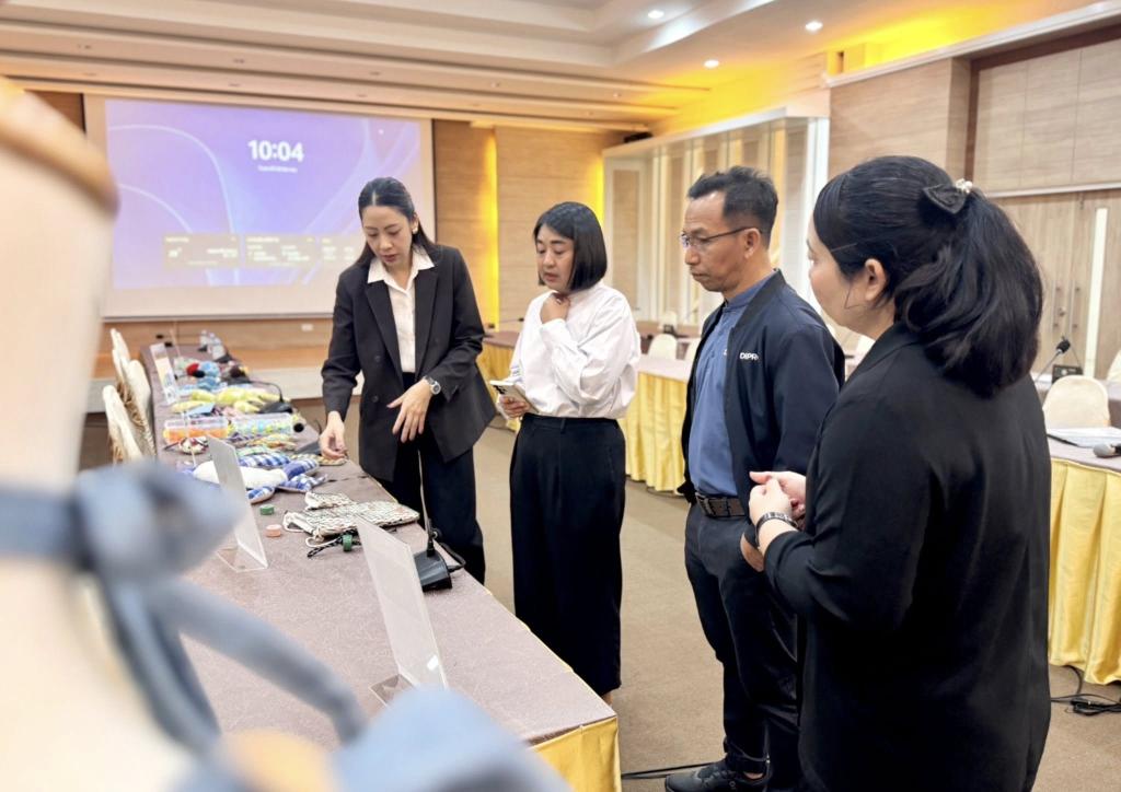 DIPROM CENTER 9 ยกระดับวิสาหกิจชุมชนระยอง ผนึกกำลังหอการค้าและ PTTGC พัฒนาผลิตภัณฑ์ยุคใหม่รับปีงบประมาณ 2569