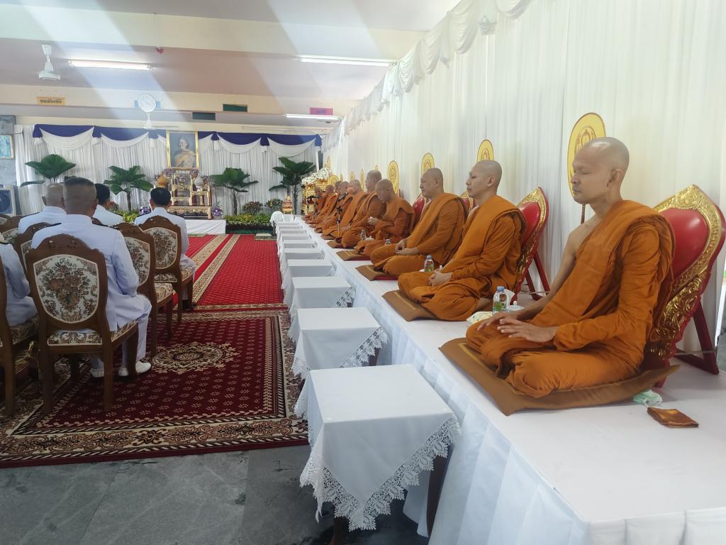 DIPROM Center 9 ร่วมพิธีเจริญพระพุทธมนต์ถวายพระราชกุศล เนื่องในโอกาสวันคล้ายวันพระราชสมภพ สมเด็จพระกนิษฐาธิราชเจ้า กรมสมเด็จพระเทพรัตนราชสุดาฯ สยามบรมราชกุมารี