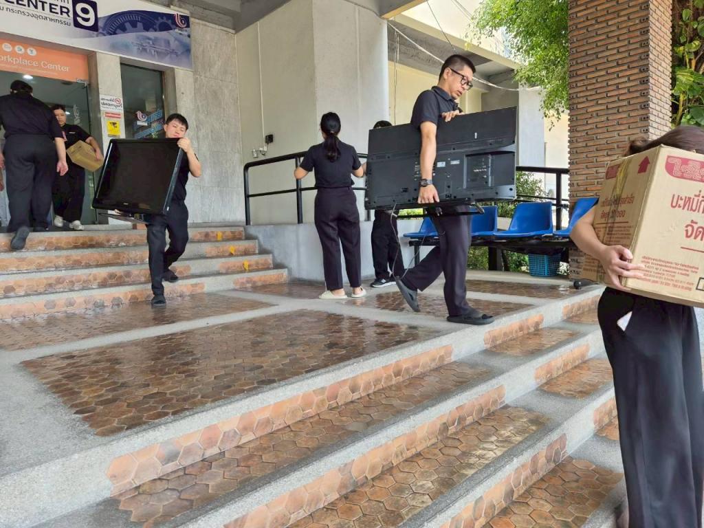 DC 9 อาสาทำความดีในโอกาสต่าง ๆ เพื่อประโยชน์ของผู้อื่นและส่วนรวม