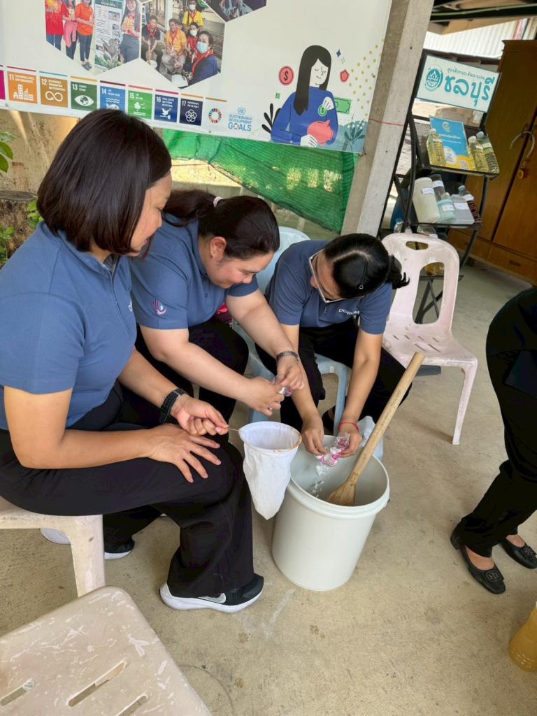 DC 9 ร่วมส่งเสริมหลักปรัชญาเศรษฐกิจพอเพียง