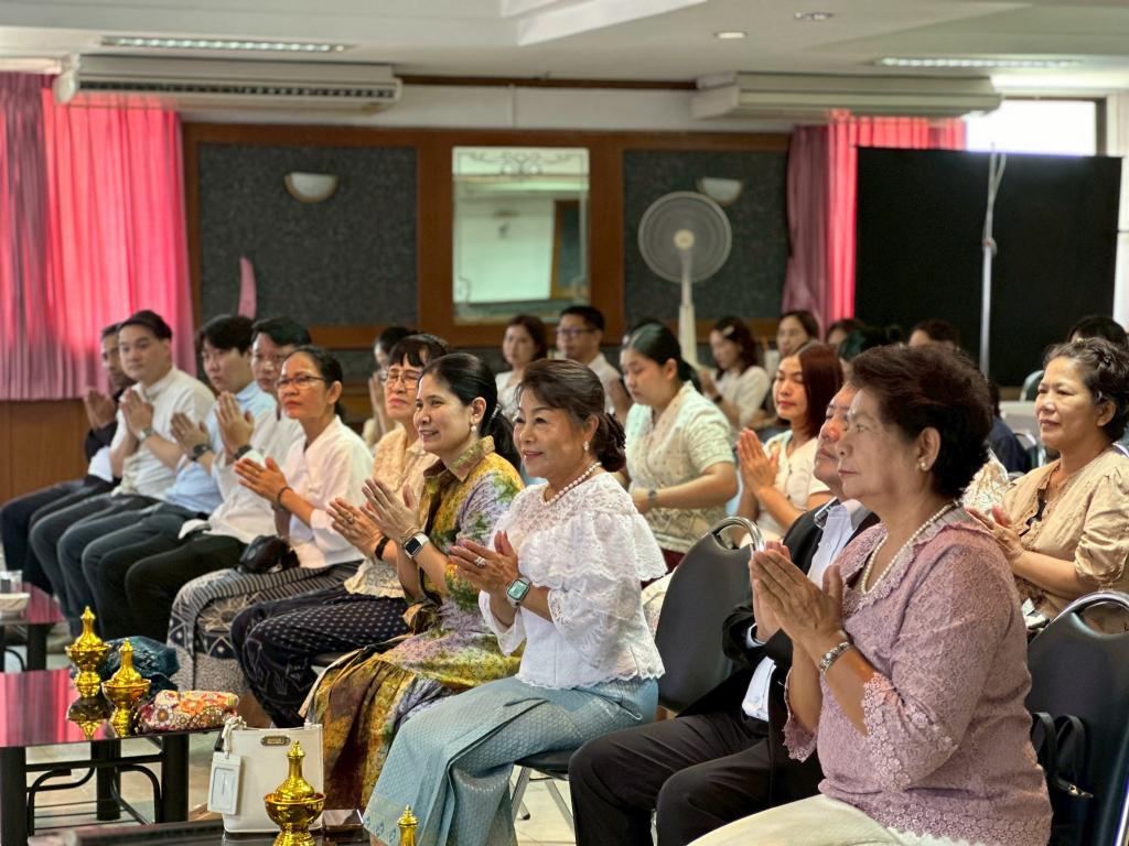 ปฏิบัติตนตามหลักธรรมทางศาสนา ศรัทธาของชาว ศภ.9 กสอ.