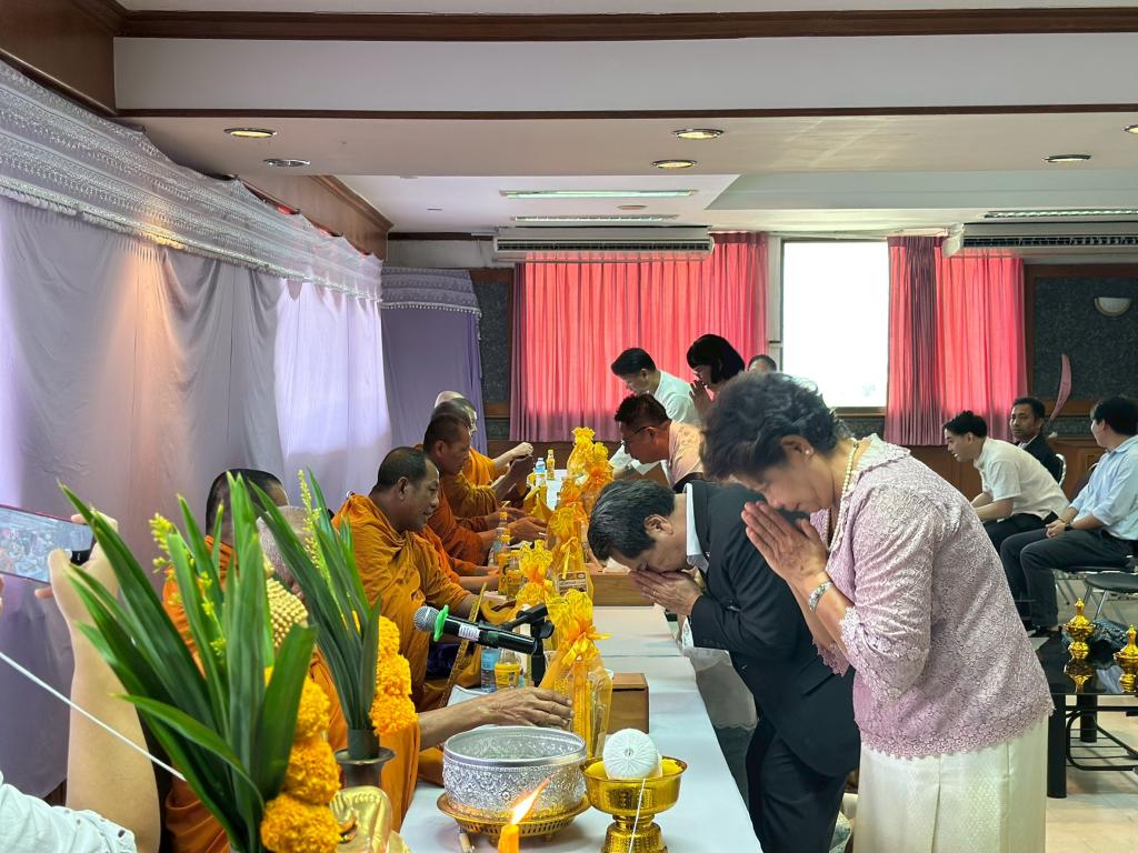 ปฏิบัติตนตามหลักธรรมทางศาสนา ศรัทธาของชาว ศภ.9 กสอ.