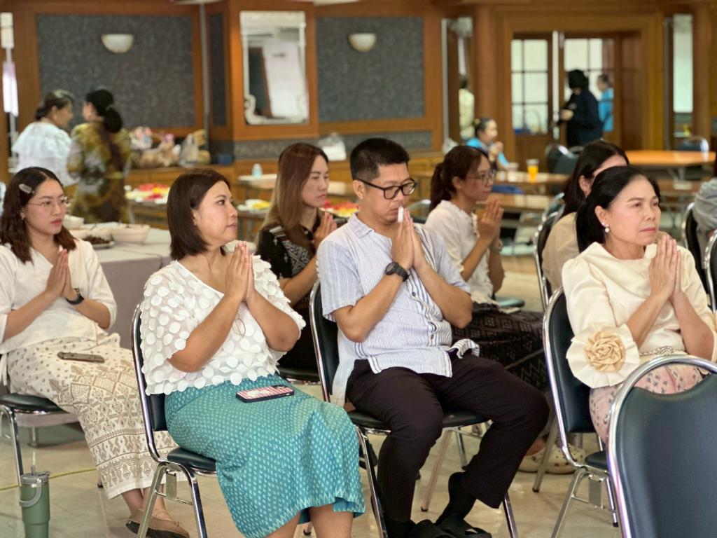ปฏิบัติตนตามหลักธรรมทางศาสนา ศรัทธาของชาว ศภ.9 กสอ.