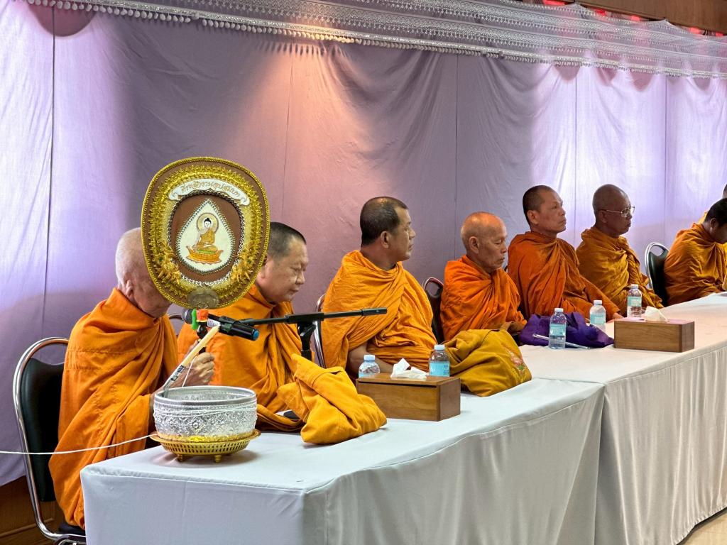 ปฏิบัติตนตามหลักธรรมทางศาสนา ศรัทธาของชาว ศภ.9 กสอ.