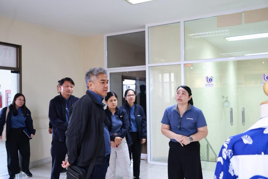 "รสอ.ดุสิต" ลงพื้นที่ชลบุรี ตรวจเยี่ยม DIPROM Center 9 พร้อมมอบนโยบายขับเคลื่อนการดำเนินงานประจำปีงบประมาณ 2570