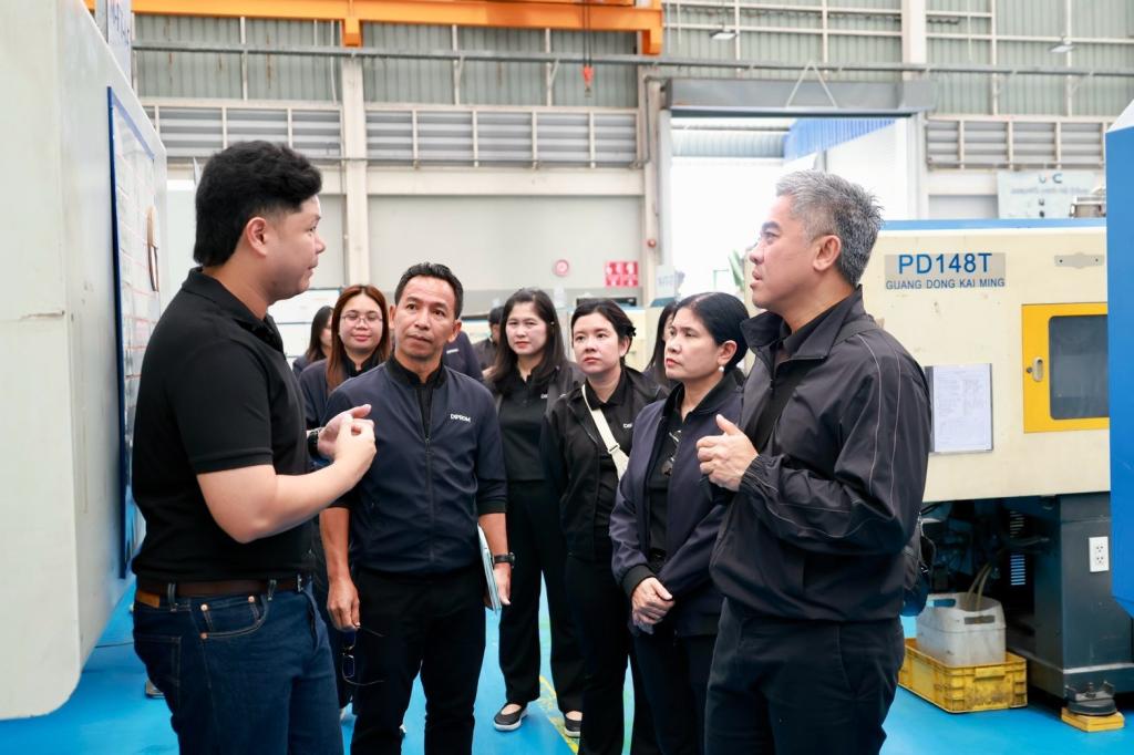 DIPROM Center 9 ต้อนรับ รสอ.ดุสิต ลงพื้นที่ตรวจเยี่ยมสถานประกอบการจังหวัดระยอง